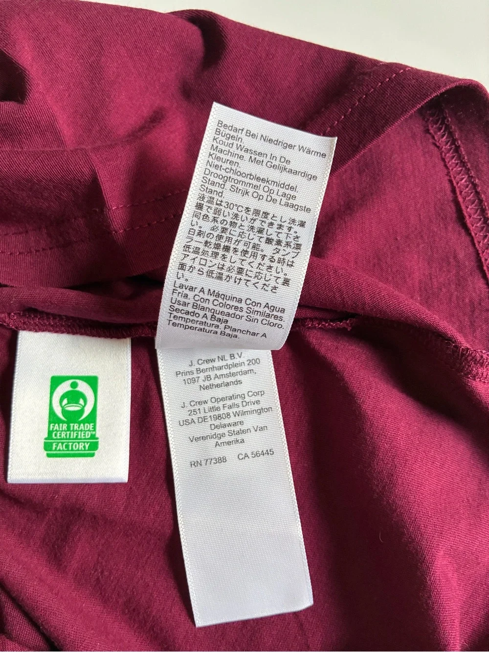 J.Crew.Women’s Feather jersey turtleneck.100% cotton. Burgundy XXS.NWT.